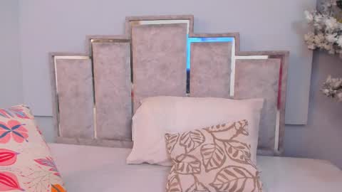 gabyyjones online show from 25, 2, 2025