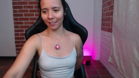 Lenna 3 online show from 3, 12, 2025