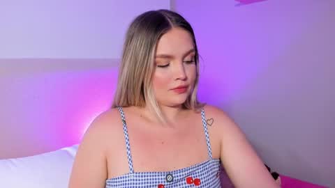 Gaia Baker  online show from 19, 4, 2026