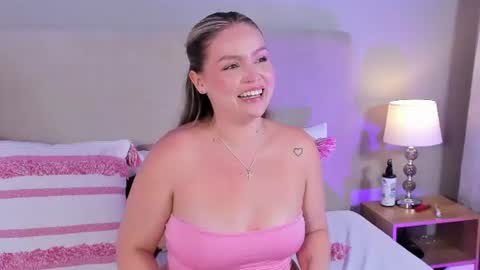 Snapshot of gaiabaker chatting on 14, 6, 2026 Gaia Baker online show from 14, 6, 2026