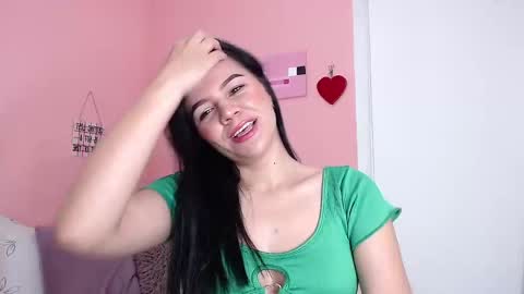 Snapshot of galayounng_ chatting on 12, 3, 2025 Gala Y online show from 12, 3, 2025