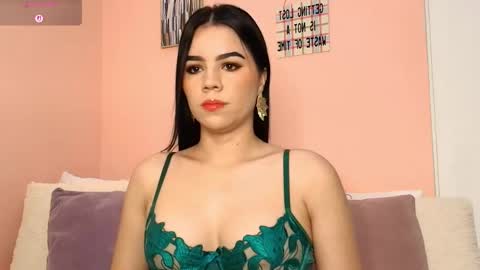 Snapshot of galayounng_ chatting on 13, 9, 2025 Gala Y online show from 13, 9, 2025
