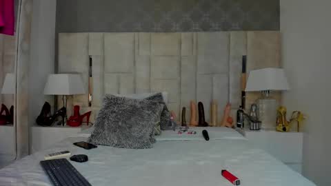  Gale  online show from 12, 3, 2025