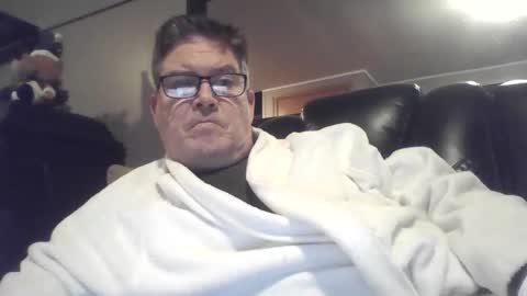 Snapshot of gameon1969 chatting on 4, 12, 2024 gameon1969 online show from 4, 12, 2024