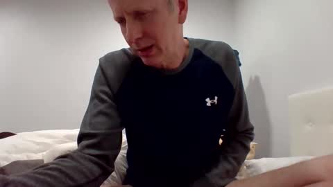 Snapshot of gamerboy200 chatting on 23, 10, 2025 gamerboy200 online show from 23, 10, 2025