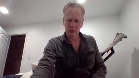 Snapshot of gamerboy200 chatting on 4, 11, 2025 gamerboy200 online show from 4, 11, 2025