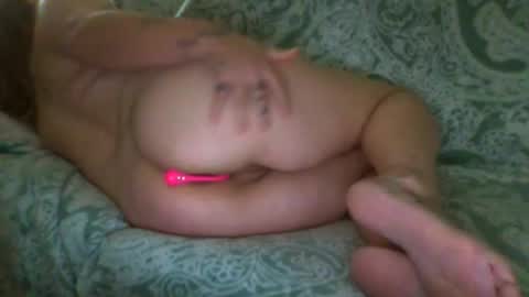 Snapshot of gamergirl2025 chatting on 22, 10, 2025 tatted tootsie online show from 22, 10, 2025