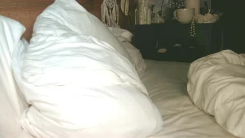 Rose online show from 17, 4, 2026