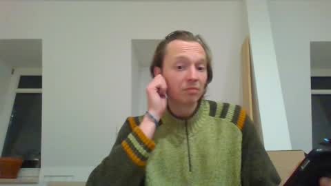 Snapshot of garfield42 chatting on 4, 4, 2026 Garfield online show from 4, 4, 2026