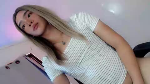 JUST CALL ME OLIVIA online show from 5, 5, 2026