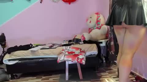 Snapshot of gaticahot001 chatting on 4, 10, 2025 Diana online show from 4, 10, 2025