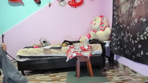 Snapshot of gaticahot001 chatting on 16, 10, 2025 Diana online show from 16, 10, 2025