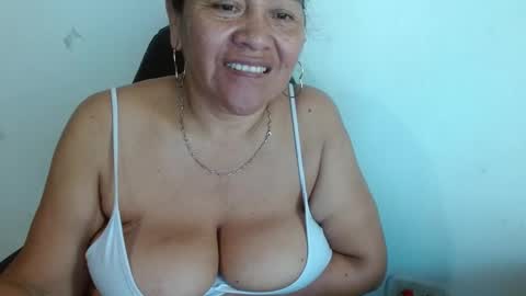 Snapshot of gatika_sexy chatting on 19, 1, 2025 katia online show from 19, 1, 2025