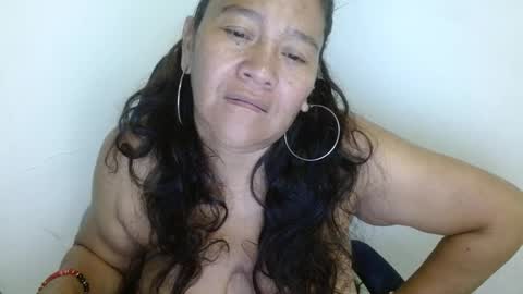 Snapshot of gatika_sexy chatting on 1, 2, 2025 katia online show from 1, 2, 2025