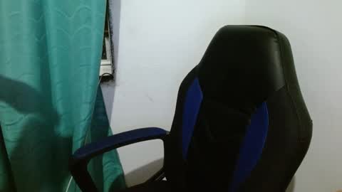 Snapshot of gatika_sexy chatting on 15, 2, 2025 katia online show from 15, 2, 2025