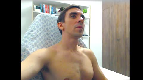 Snapshot of gatosarado23 chatting on 2, 3, 2025 gatosarado23 online show from 2, 3, 2025