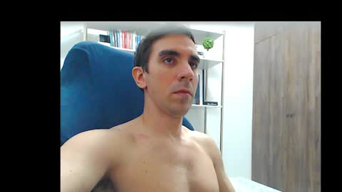 Snapshot of gatosarado23 chatting on 6, 10, 2025 gatosarado23 online show from 6, 10, 2025