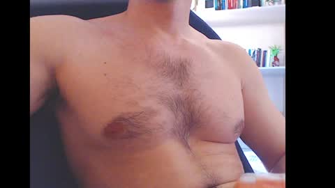 Snapshot of gatosarado23 chatting on 8, 6, 2026 gatosarado23 online show from 8, 6, 2026