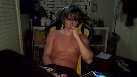 Snapshot of gavatr0n chatting on 4, 7, 2026 gavatr0n online show from 4, 7, 2026
