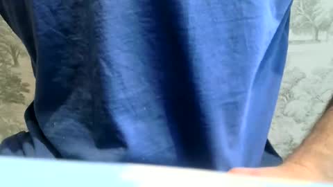 Snapshot of gazjones231 chatting on 29, 11, 2025 gazjones231 online show from 29, 11, 2025