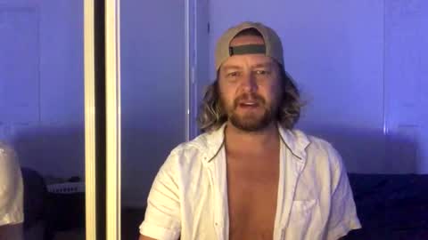 Snapshot of gcsurfer81 chatting on 27, 11, 2025 gcsurfer81 online show from 27, 11, 2025