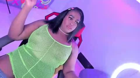 Snapshot of geanna_rose chatting on 7, 1, 2025 geanna_rose online show from 7, 1, 2025