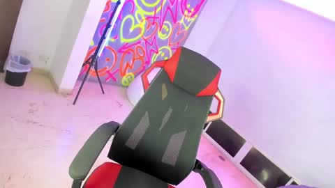 Snapshot of geanna_rose chatting on 23, 2, 2025 geanna_rose online show from 23, 2, 2025