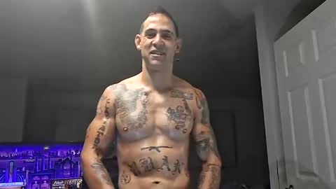 Snapshot of geekedoutlabs chatting on 1, 10, 2025 Zanecubano online show from 1, 10, 2025