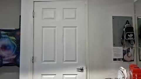 Snapshot of geekedoutlabs chatting on 1, 10, 2025 Zanecubano online show from 1, 10, 2025