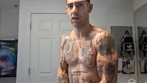 Snapshot of geekedoutlabs chatting on 2, 10, 2025 Zanecubano online show from 2, 10, 2025