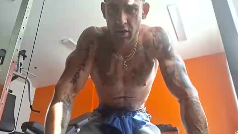 Snapshot of geekedoutlabs chatting on 7, 10, 2025 Zanecubano online show from 7, 10, 2025