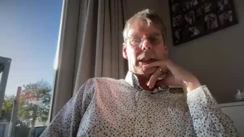 Snapshot of geertjem chatting on 24, 10, 2025 geertjem online show from 24, 10, 2025
