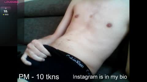 Snapshot of geil123569551 chatting on 9, 5, 2026 geil123569551 online show from 9, 5, 2026
