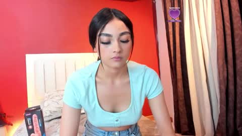 Snapshot of gemma_petite chatting on 20, 11, 2025 Gemma online show from 20, 11, 2025