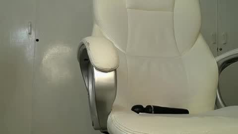 Snapshot of genesis_moretz chatting on 21, 2, 2025 GENESIS online show from 21, 2, 2025