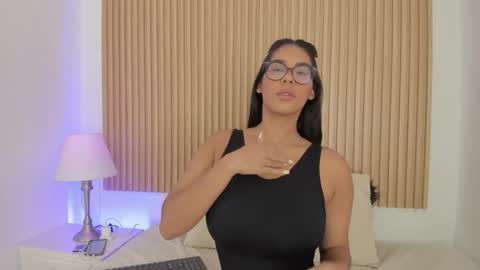     online show from 21, 10, 2025