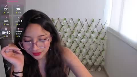 Snapshot of genet_ chatting on 23, 11, 2025 genet_ online show from 23, 11, 2025