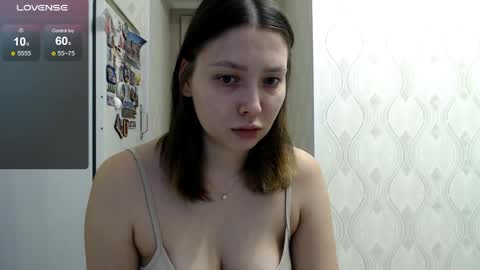 Snapshot of genev__ievee chatting on 26, 4, 2026 genev__ievee online show from 26, 4, 2026