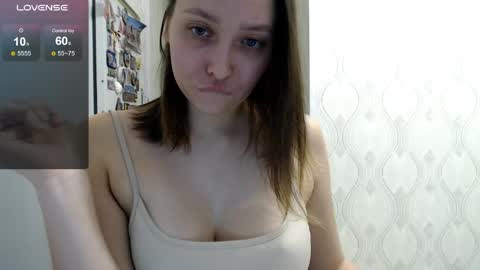 Snapshot of genev__ievee chatting on 27, 4, 2026 genev__ievee online show from 27, 4, 2026