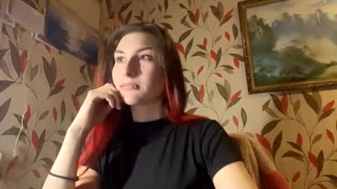 Snapshot of genevivewayson chatting on 24, 11, 2025 Martha online show from 24, 11, 2025