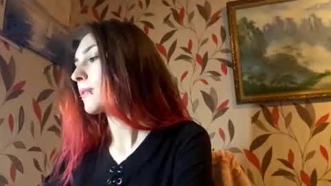 Snapshot of genevivewayson chatting on 25, 11, 2025 Martha online show from 25, 11, 2025