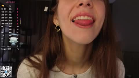 Snapshot of geniafrend chatting on 30, 11, 2025 Amely online show from 30, 11, 2025