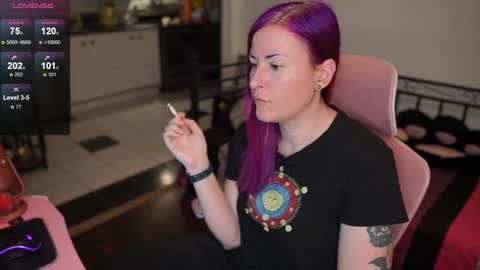 Snapshot of gennyrock chatting on 8, 2, 2025 Genny Rock and online show from 8, 2, 2025