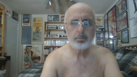 Snapshot of gentcallr chatting on 31, 7, 2026 Steve online show from 31, 7, 2026
