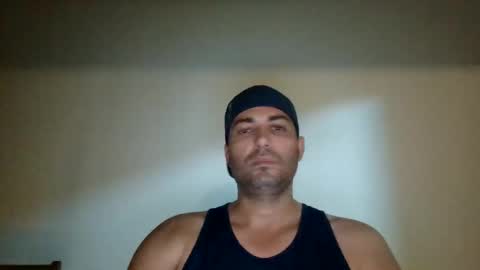 Snapshot of genteldevil chatting on 2, 11, 2025 genteldevil online show from 2, 11, 2025