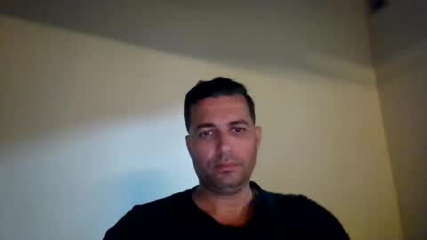 Snapshot of genteldevil chatting on 8, 11, 2025 genteldevil online show from 8, 11, 2025