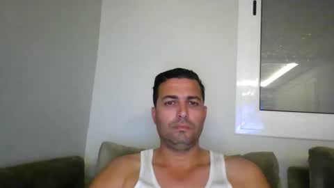 Snapshot of genteldevil chatting on 19, 11, 2025 genteldevil online show from 19, 11, 2025