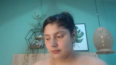 Snapshot of geo_jonnes25 chatting on 22, 11, 2025 Geo J online show from 22, 11, 2025