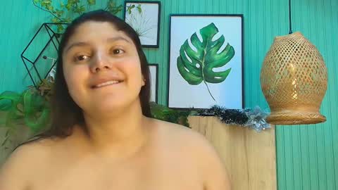 Snapshot of geo_jonnes25 chatting on 14, 12, 2025 Geo J online show from 14, 12, 2025