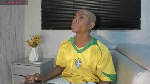 Snapshot of george_lancee chatting on 1, 10, 2025 G E O R G E online show from 1, 10, 2025